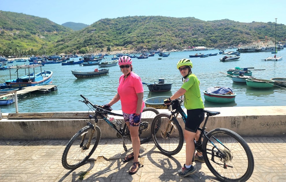 Vietnam Cycling Tour along the Central Coast 12 Days